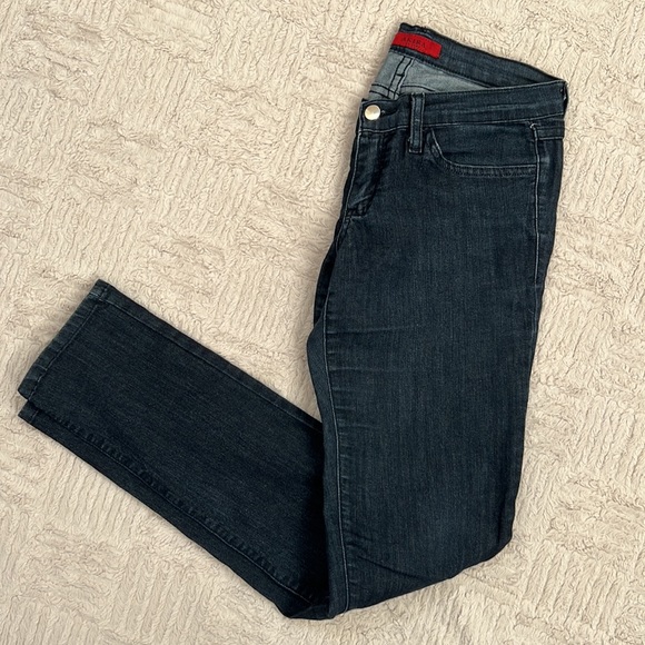 AKIRA Chicago dark wash jeans Size 5 EUC - Picture 10 of 16